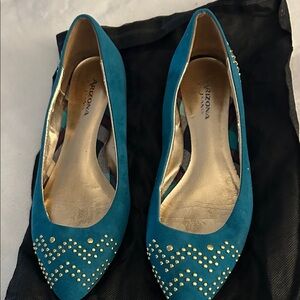 Arizona Jean Company Women's Blue Studded Flats